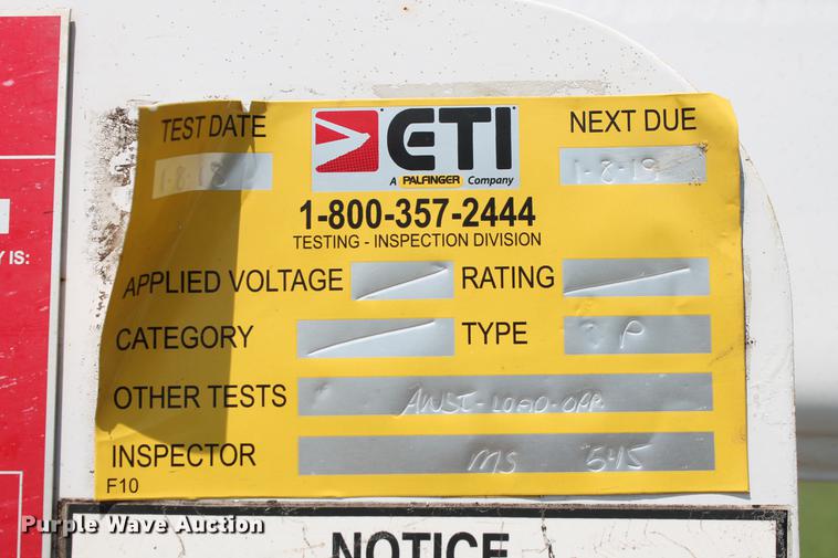 image for item DD5296 2008 Dodge Ram 4500HD bucket truck