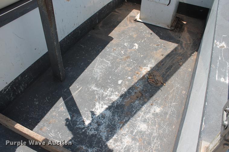 image for item DD5296 2008 Dodge Ram 4500HD bucket truck