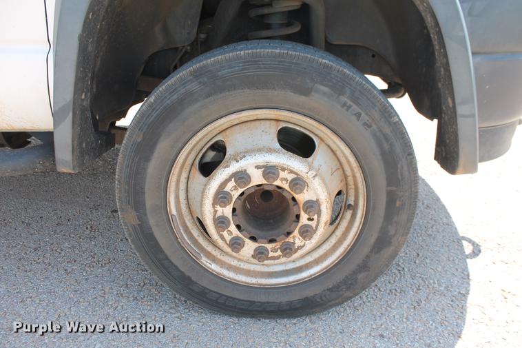 image for item DD5296 2008 Dodge Ram 4500HD bucket truck