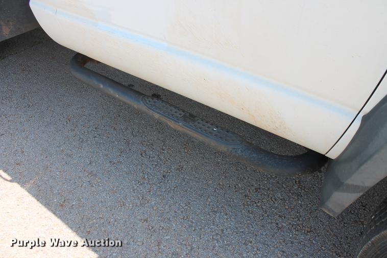 image for item DD5296 2008 Dodge Ram 4500HD bucket truck