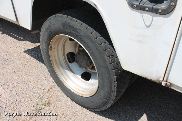 image for item DD5296 2008 Dodge Ram 4500HD bucket truck