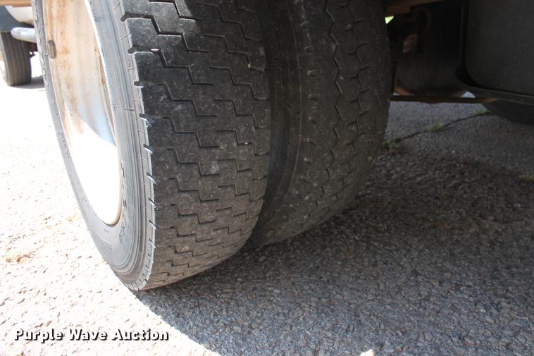 image for item DD5296 2008 Dodge Ram 4500HD bucket truck