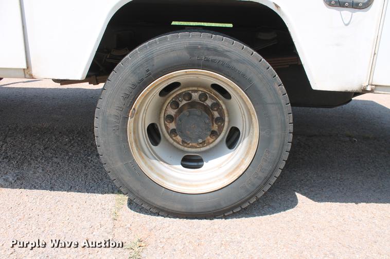 image for item DD5296 2008 Dodge Ram 4500HD bucket truck