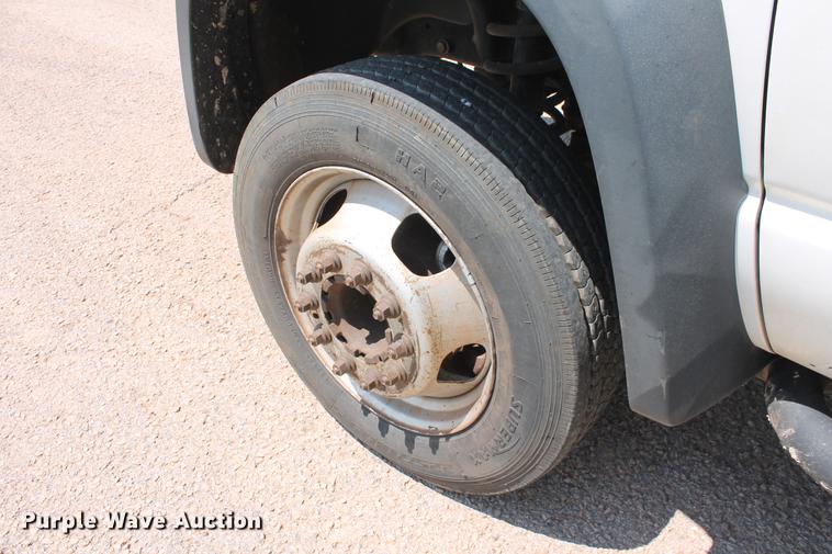 image for item DD5296 2008 Dodge Ram 4500HD bucket truck