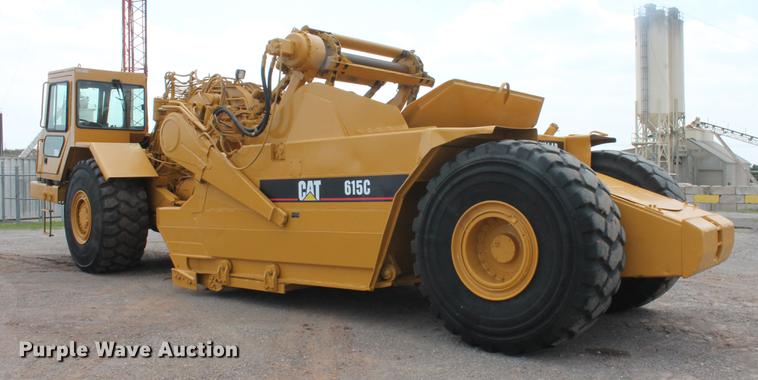 image for item DD5298 2005 Caterpillar 615C elevating scraper