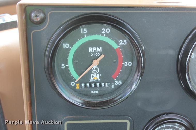 image for item DD5298 2005 Caterpillar 615C elevating scraper