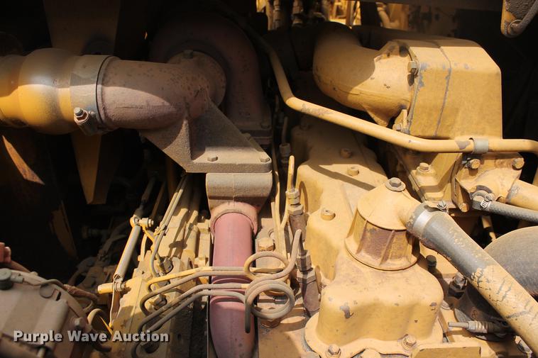 image for item DD5298 2005 Caterpillar 615C elevating scraper