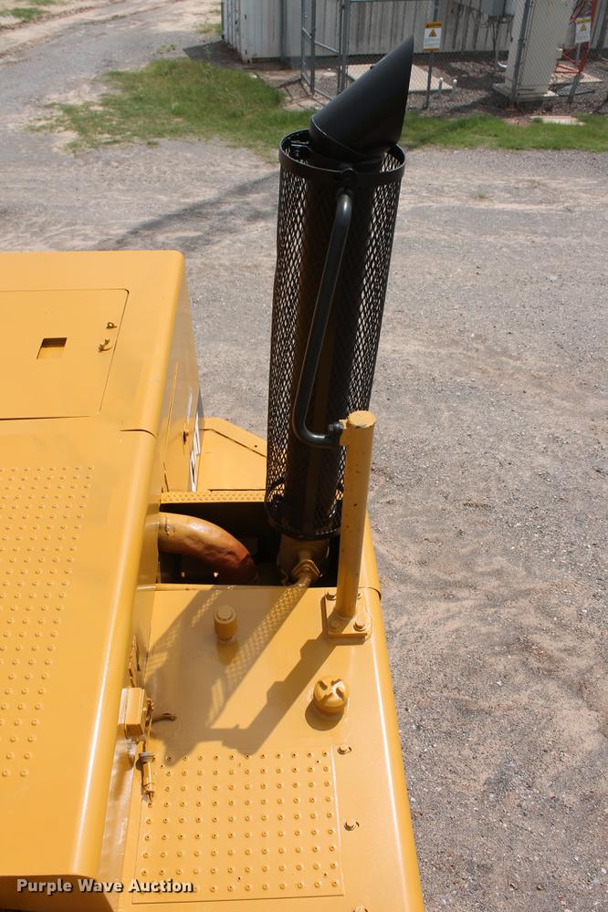 image for item DD5298 2005 Caterpillar 615C elevating scraper