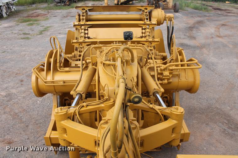 image for item DD5298 2005 Caterpillar 615C elevating scraper