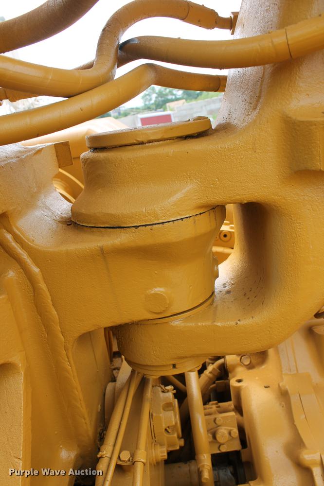 image for item DD5298 2005 Caterpillar 615C elevating scraper