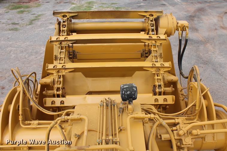 image for item DD5298 2005 Caterpillar 615C elevating scraper