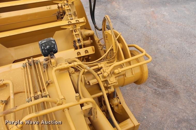 image for item DD5298 2005 Caterpillar 615C elevating scraper