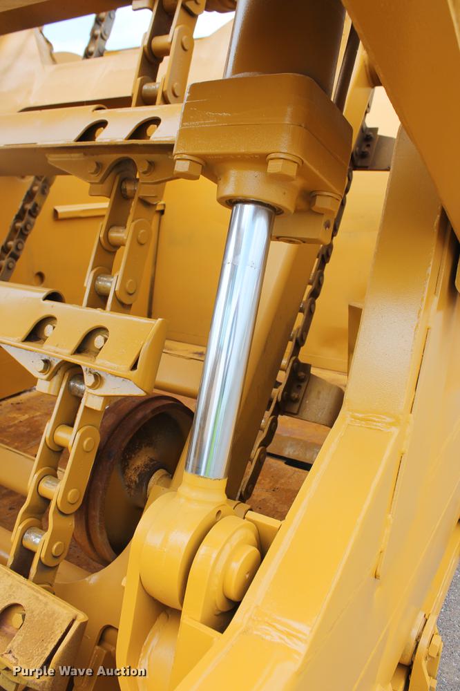 image for item DD5298 2005 Caterpillar 615C elevating scraper