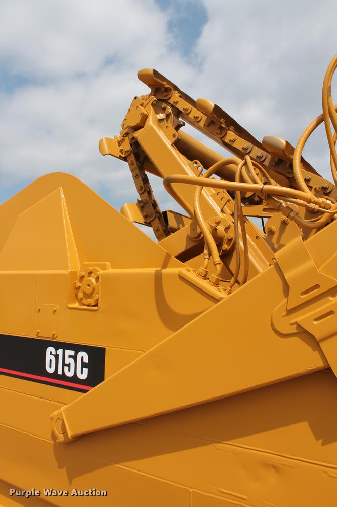 image for item DD5298 2005 Caterpillar 615C elevating scraper