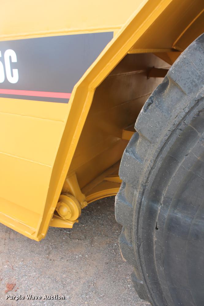 image for item DD5298 2005 Caterpillar 615C elevating scraper