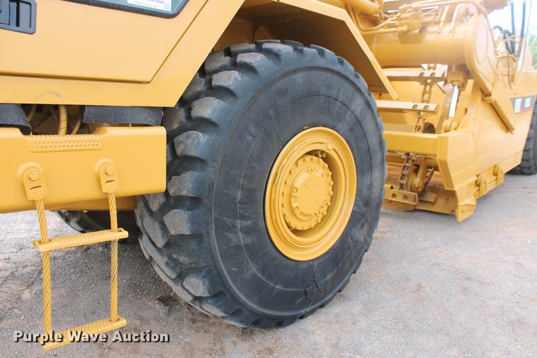 image for item DD5298 2005 Caterpillar 615C elevating scraper