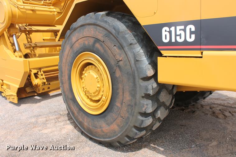 image for item DD5298 2005 Caterpillar 615C elevating scraper