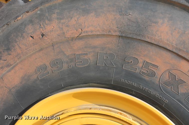 image for item DD5298 2005 Caterpillar 615C elevating scraper