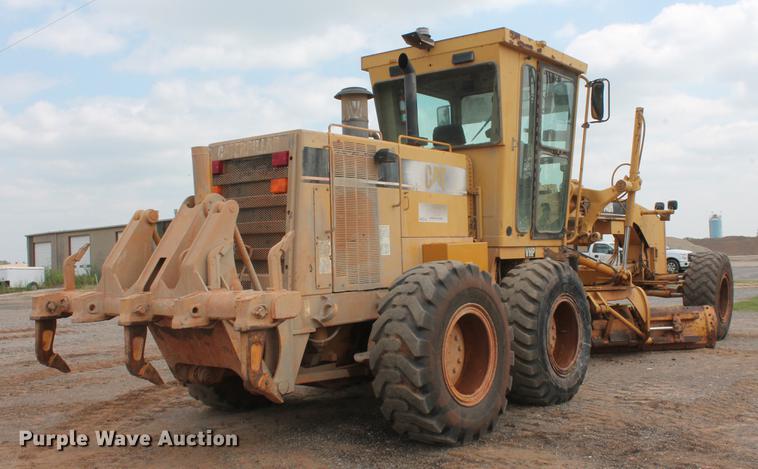 image for item DD5299 2002 Caterpillar 140H VHP motor grader