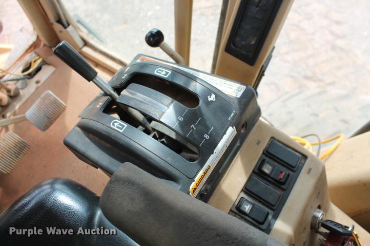 image for item DD5299 2002 Caterpillar 140H VHP motor grader