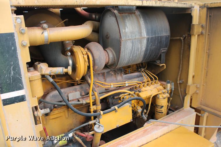 image for item DD5299 2002 Caterpillar 140H VHP motor grader