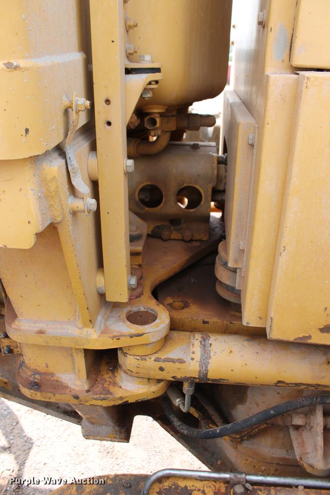 image for item DD5299 2002 Caterpillar 140H VHP motor grader