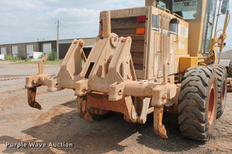 image for item DD5299 2002 Caterpillar 140H VHP motor grader