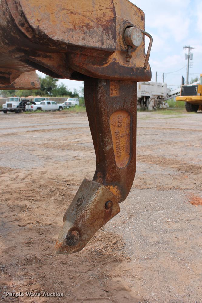 image for item DD5299 2002 Caterpillar 140H VHP motor grader