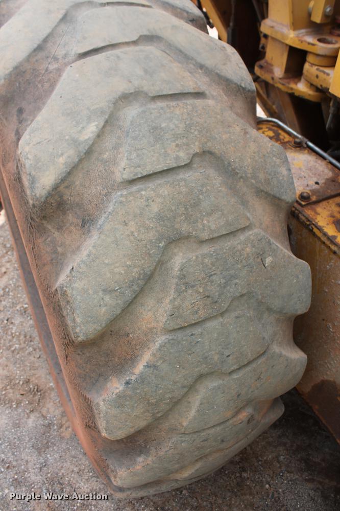 image for item DD5299 2002 Caterpillar 140H VHP motor grader