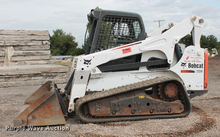 image for item DD5311 2014 Bobcat T870 skid steer