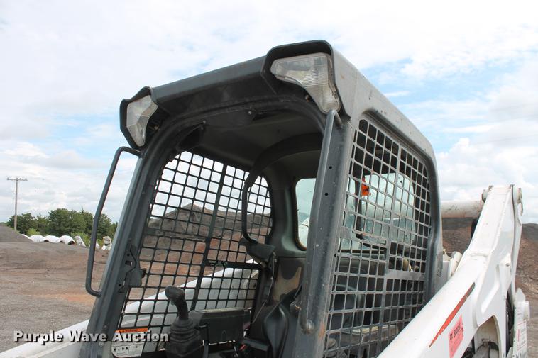 image for item DD5311 2014 Bobcat T870 skid steer