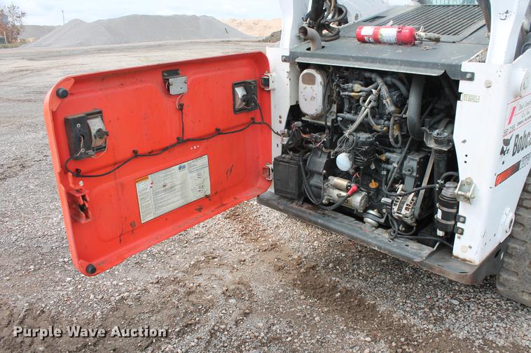 image for item DD5311 2014 Bobcat T870 skid steer