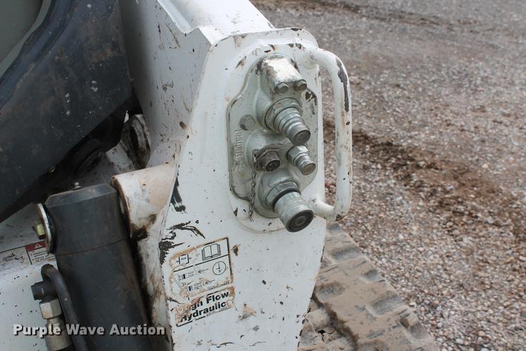 image for item DD5311 2014 Bobcat T870 skid steer