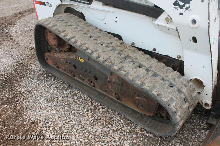 image for item DD5311 2014 Bobcat T870 skid steer