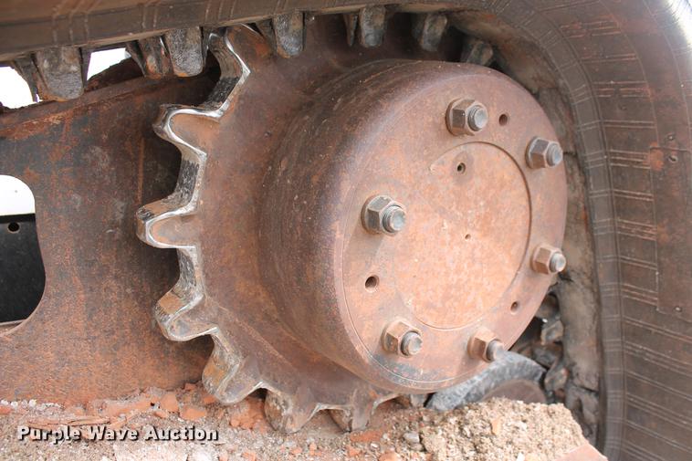 image for item DD5311 2014 Bobcat T870 skid steer