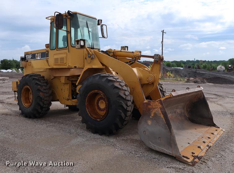 image for item DD5316 1993 Caterpillar 936F wheel loader