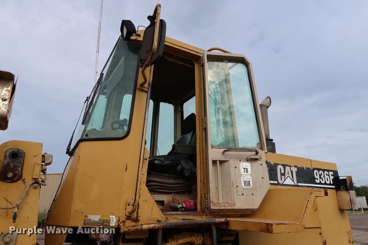 image for item DD5316 1993 Caterpillar 936F wheel loader