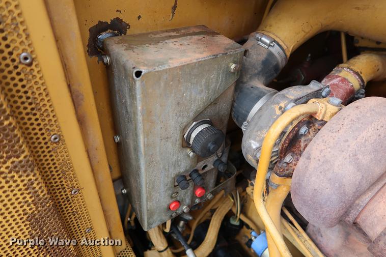 image for item DD5316 1993 Caterpillar 936F wheel loader