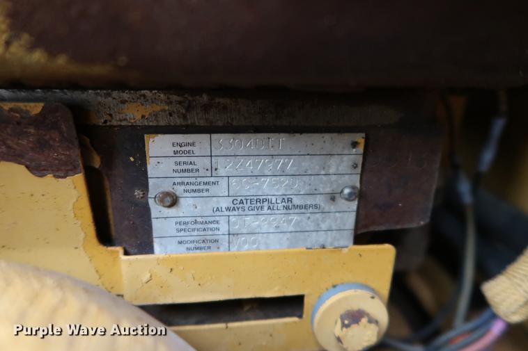 image for item DD5316 1993 Caterpillar 936F wheel loader