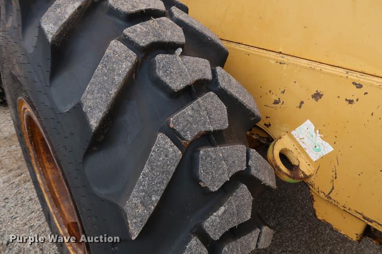 image for item DD5316 1993 Caterpillar 936F wheel loader