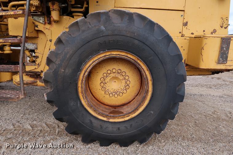 image for item DD5316 1993 Caterpillar 936F wheel loader
