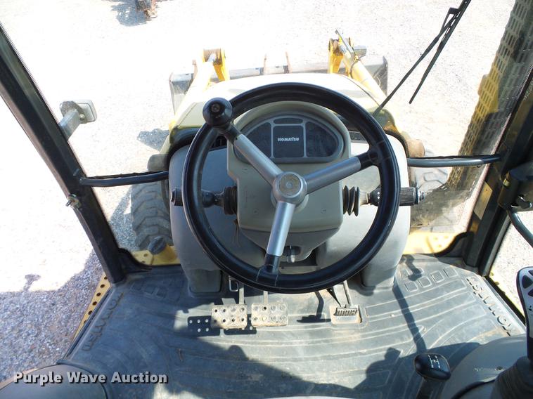 image for item DD5841 2006 Komatsu WB146 backhoe