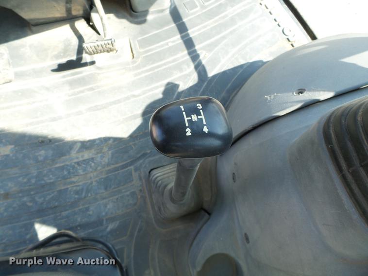 image for item DD5841 2006 Komatsu WB146 backhoe