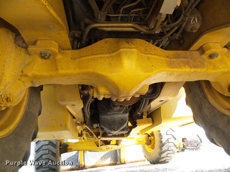 image for item DD5841 2006 Komatsu WB146 backhoe