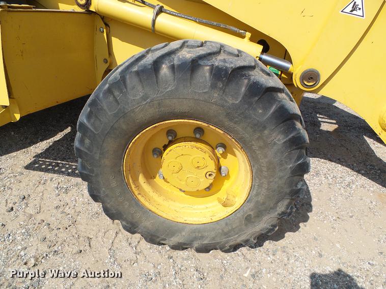 image for item DD5841 2006 Komatsu WB146 backhoe