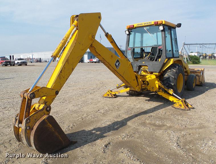 image for item DD5842 1988 John Deere 210C backhoe