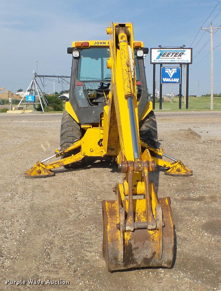 image for item DD5842 1988 John Deere 210C backhoe