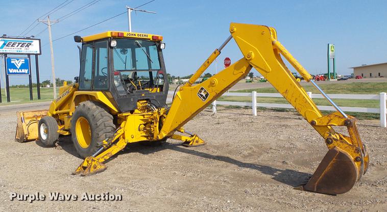 image for item DD5842 1988 John Deere 210C backhoe
