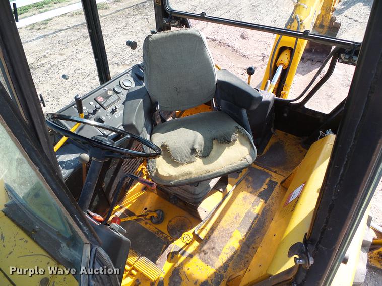 image for item DD5842 1988 John Deere 210C backhoe