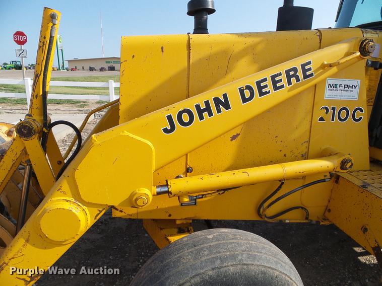 image for item DD5842 1988 John Deere 210C backhoe